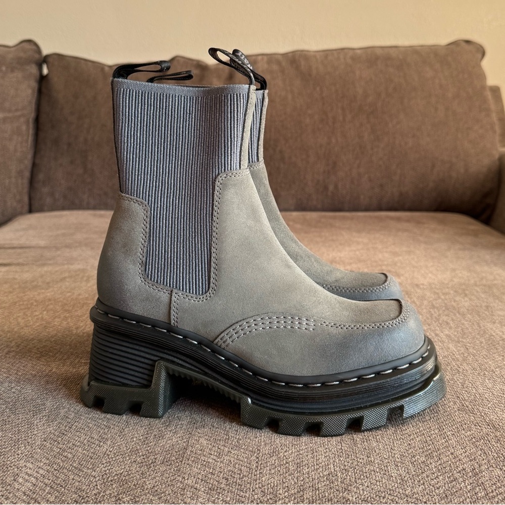 DR. MARTENS Corran Chelsea Boot - Picture 9 of 14